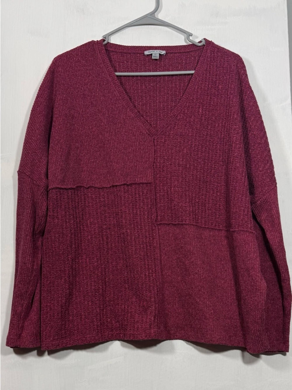 Women's V-Neck Patchwork Sweater - Plum